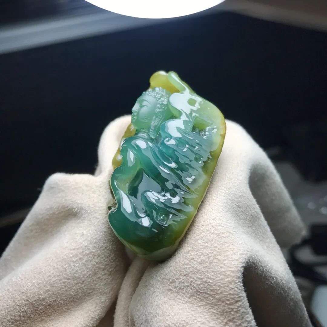 梧越珠宝老坑冰种蓝水翡翠观音挂件成品